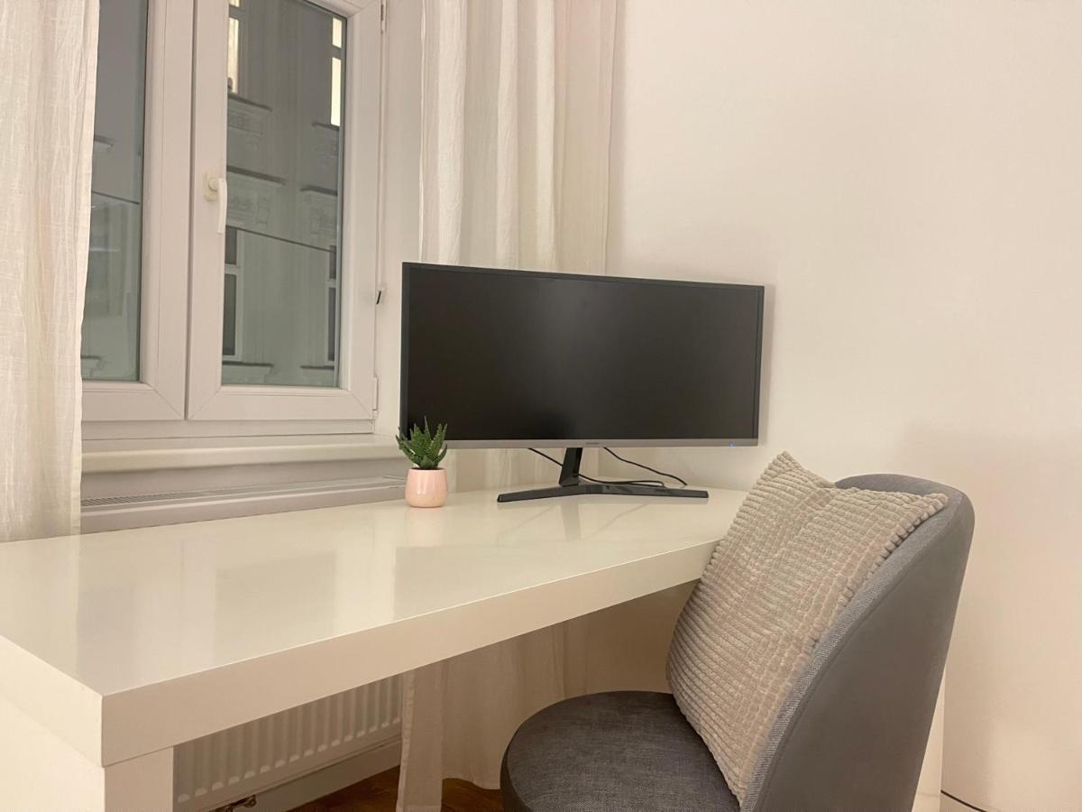 Big Apartment Wenen Buitenkant foto